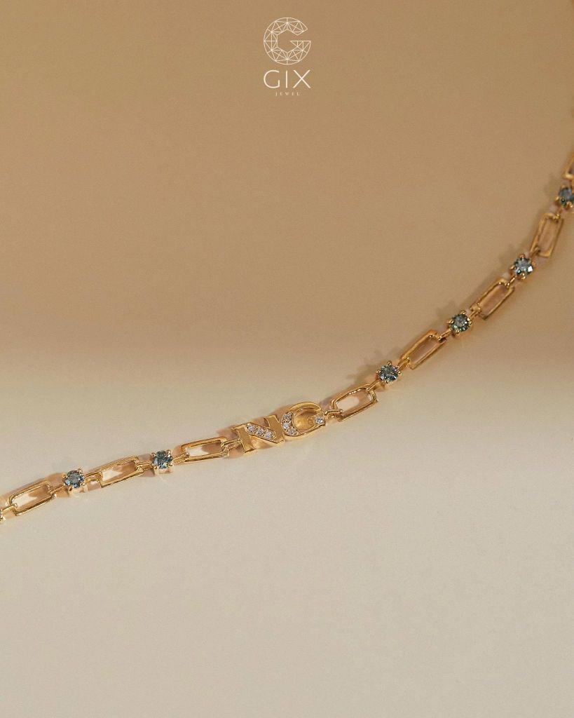 Lắc tay xích kèm chữ cái mix đá tấm | Gix Jewel