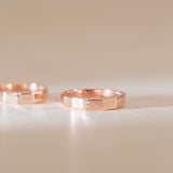  Nhẫn Cưới Vàng 18K Vát Cạnh - Loyelle | GCR25050008 