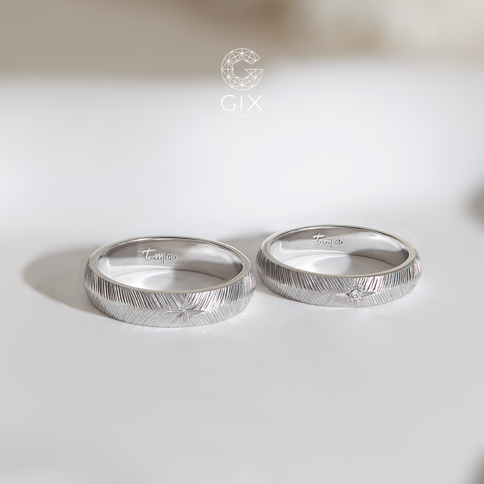  Nhẫn cưới vàng 18k thiết kế Gix Jewel đính kim cương nhám xước vintage 