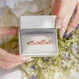  Nhẫn Cưới Vàng 18K Vát Cạnh - Loyelle | GCR25050008 