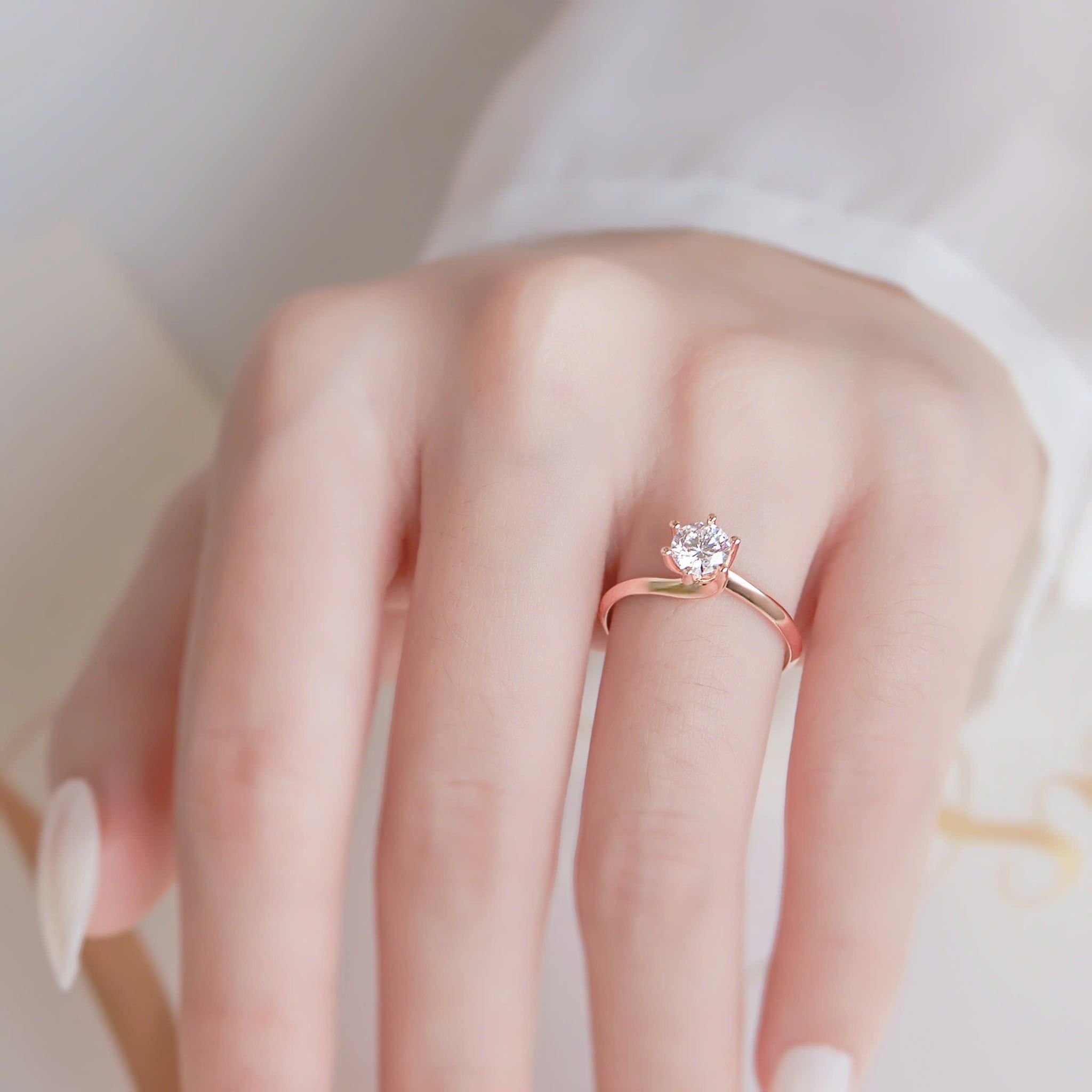  Nhẫn cầu hôn vàng 10k Grace Vine | Gix Jewel 