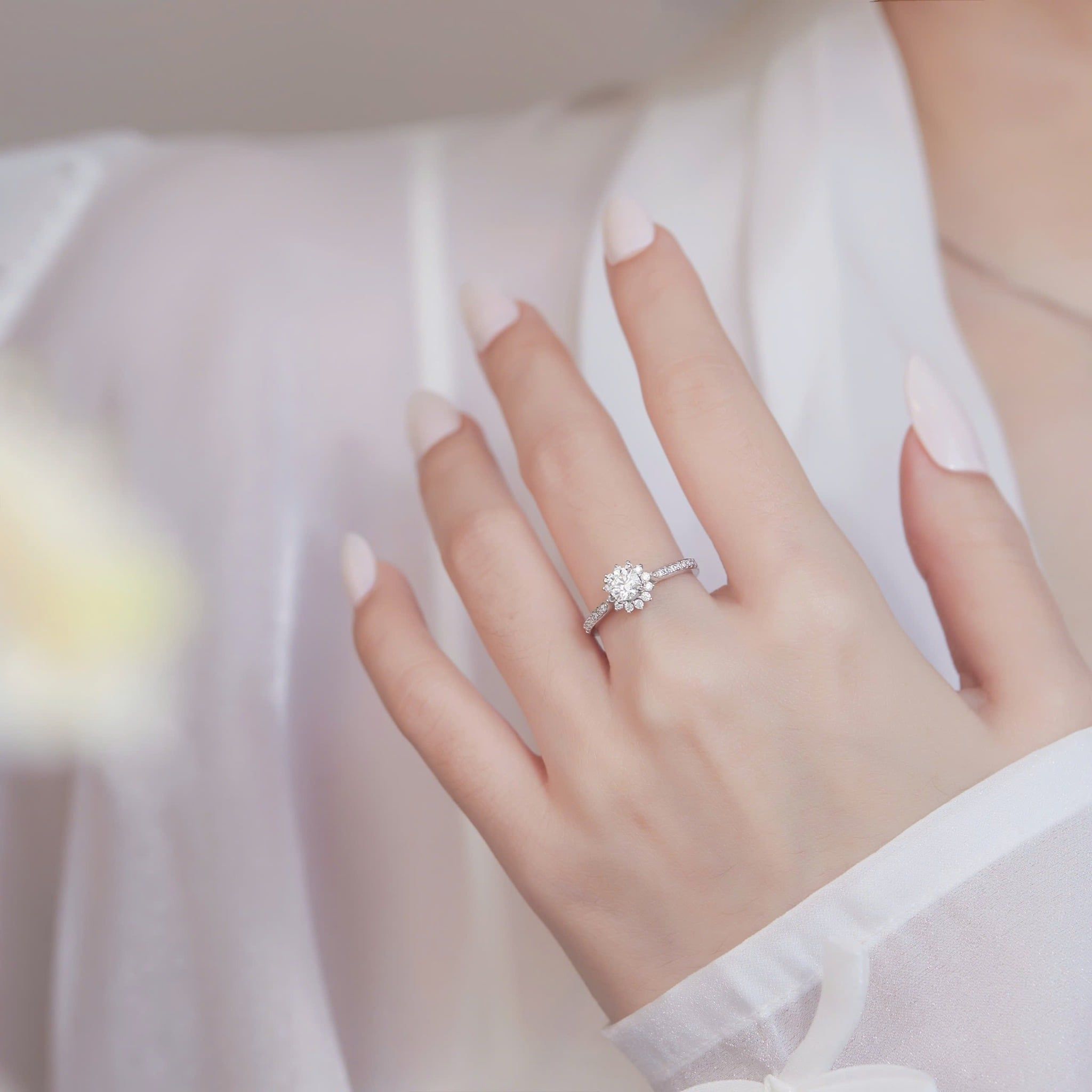  Nhẫn cầu hôn vàng 18k Everglow | Gix Jewel 