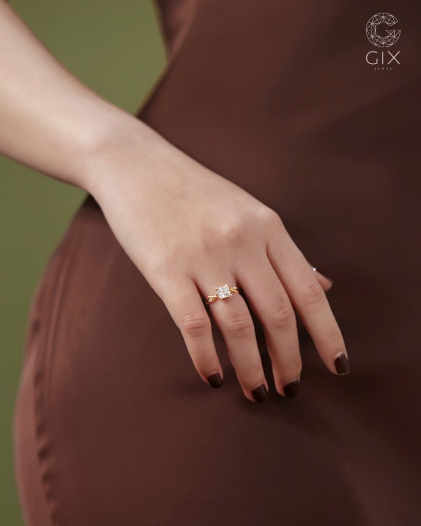Nhẫn kim cương nữ cầu hôn bạn gái vàng 18k rẻ đẹp kim cương thiên nhiên Gix