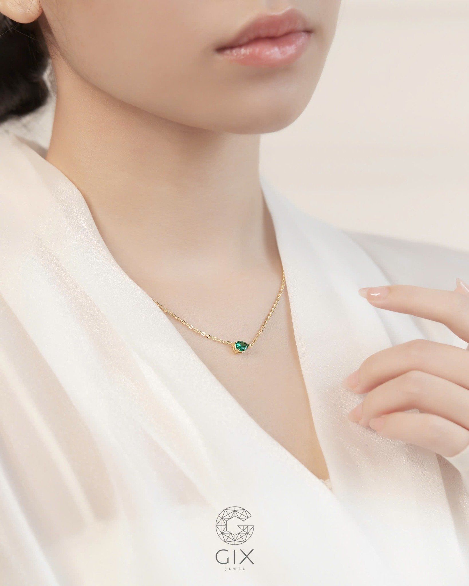  Dây chuyền đá xanh Emerald vàng tây & bạc đẹp - Emerald Tear | Gix Jewelry 