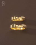  Nhẫn cưới vàng 18k bản to khắc tên Gix Jewel - GCR25050061 