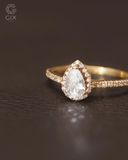  Nhẫn cầu hôn nữ vàng 18k dáng Halo đính kim cương Pear | Gixjewel 