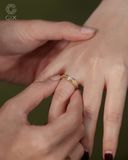  Nhẫn cưới vàng 14k đính kim cương khắc hoa văn Gix - GCR25050067 