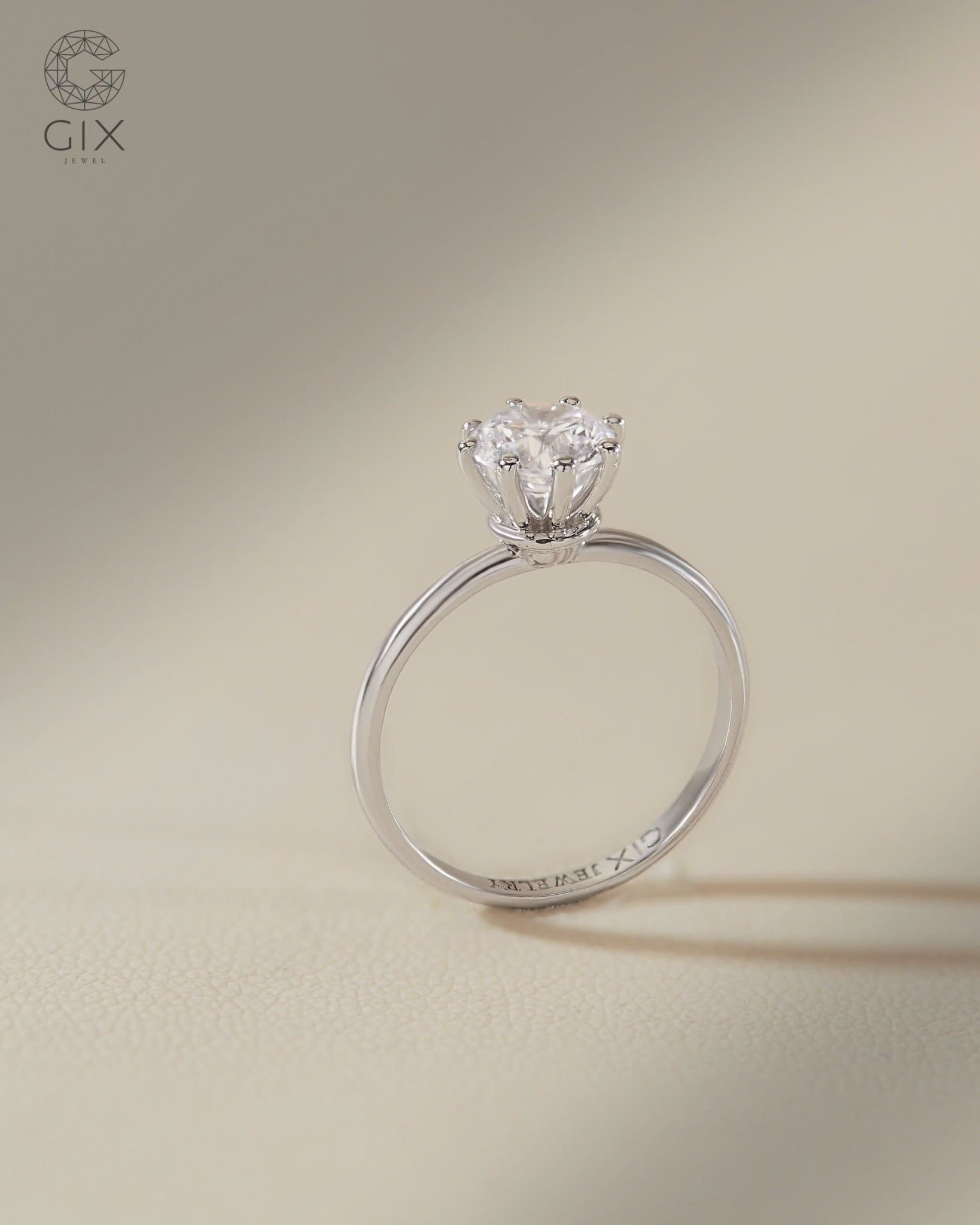  Nhẫn đính hôn đơn giản vàng trắng đính đá cao cấp | Gix Jewel 