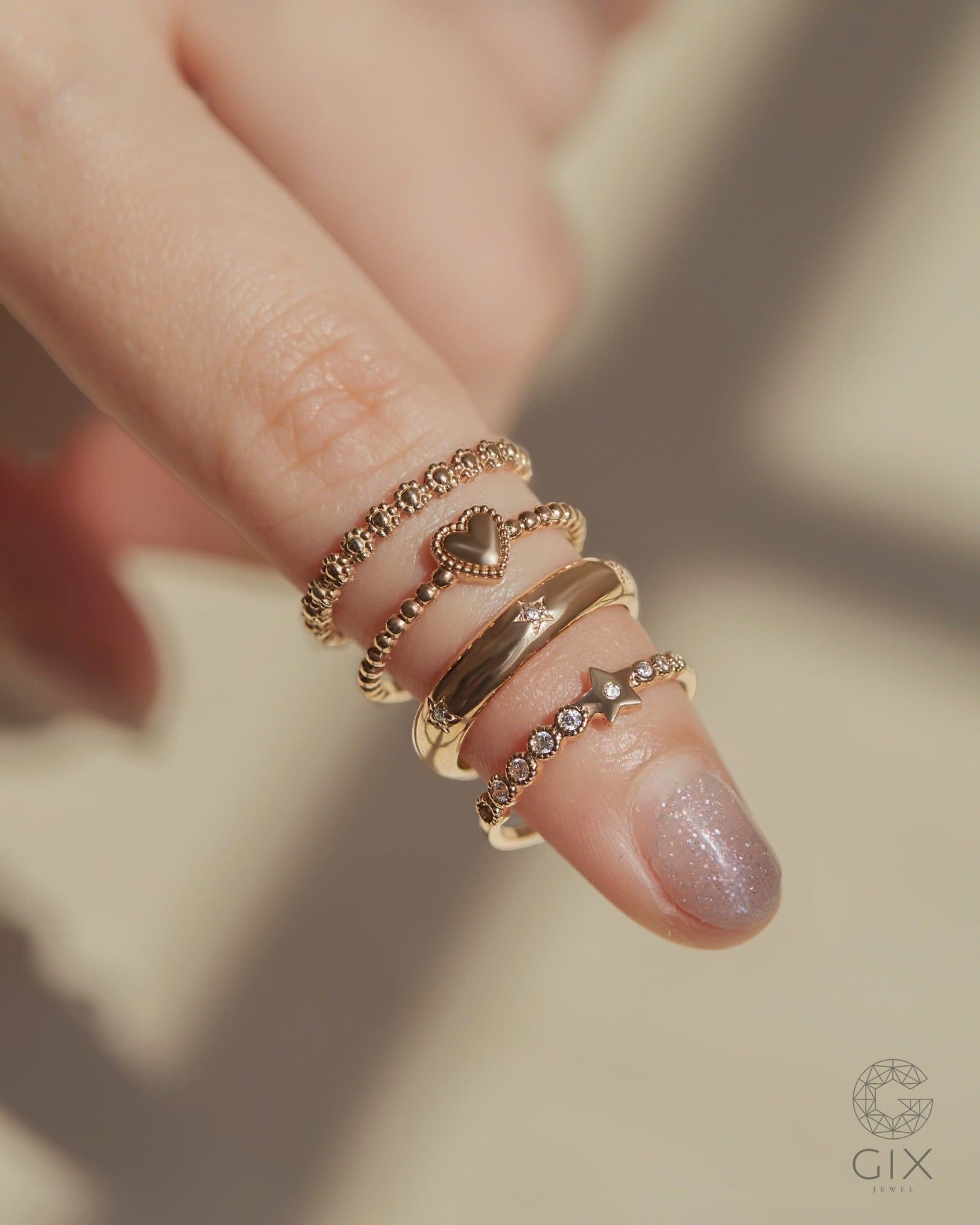  Nhẫn vàng nữ họa tiết hình hoa tiny đẹp | Gix Jewel 
