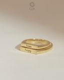  Nhẫn cưới khắc chữ theo tên vàng trắng 18k đặc biệt đính đá đẹp Gix Jewel 