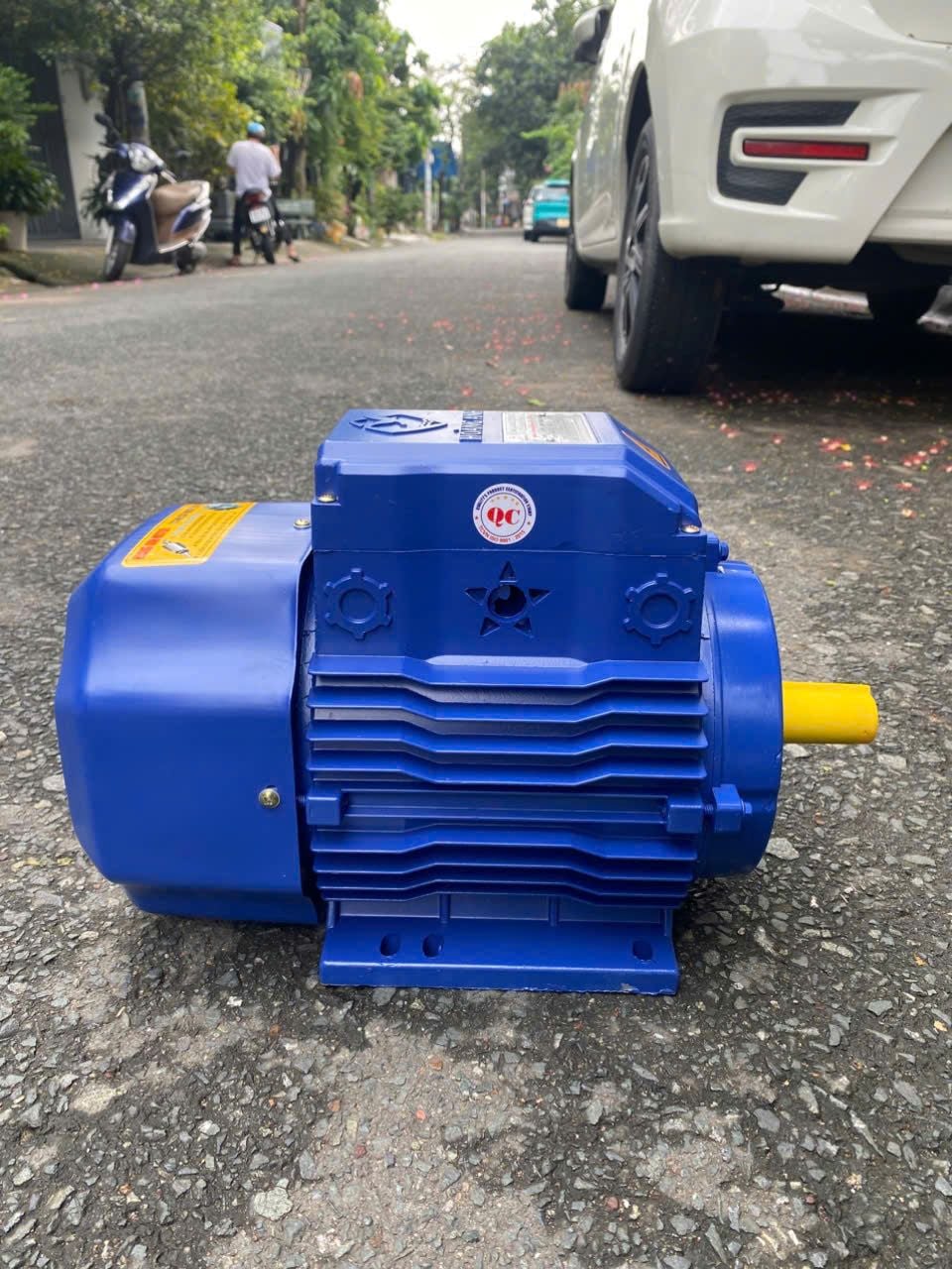 (Điện Yếu Từ 180V) Motor Hoàng Anh (3HP và 4HP) 