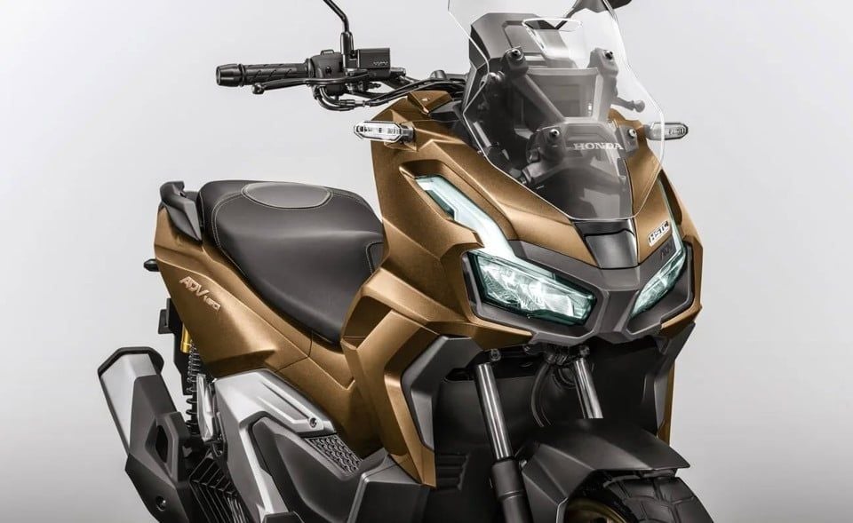  Honda ADV 160 2026 RoadSync 