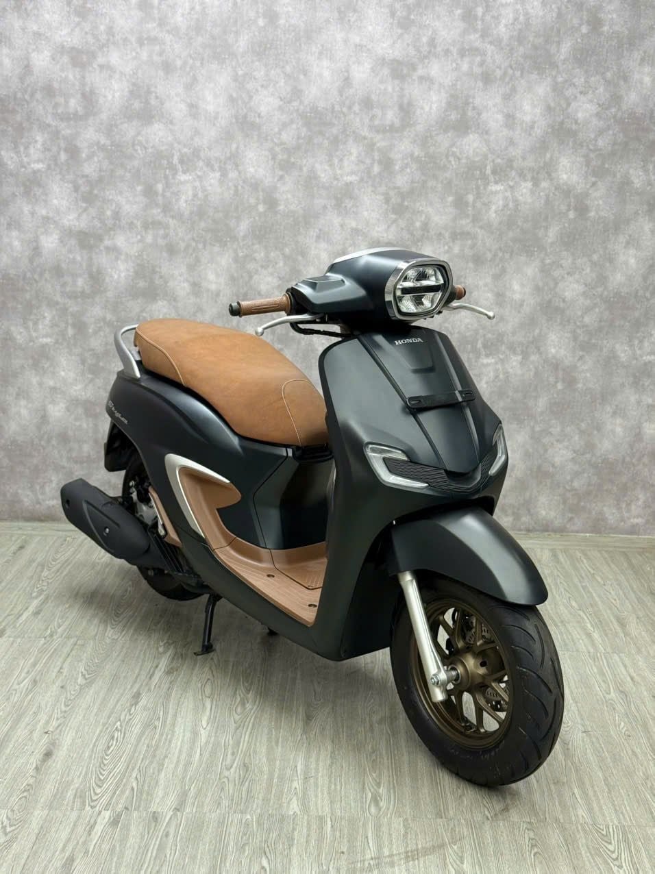  STYLO 160 ABS ĐEN NHÁM 