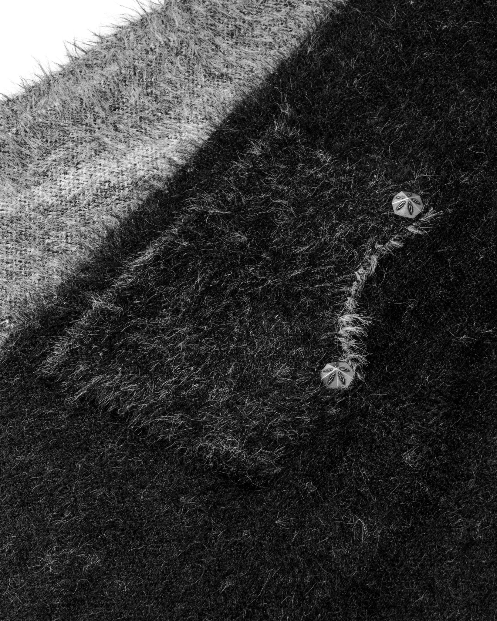 POCKET SCARF / BLACK