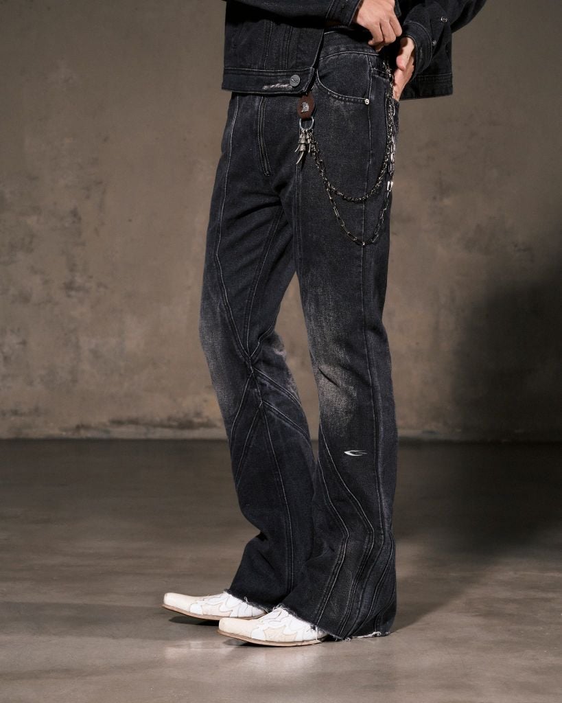 GRIME FLARED JEANS / GUNMETAL