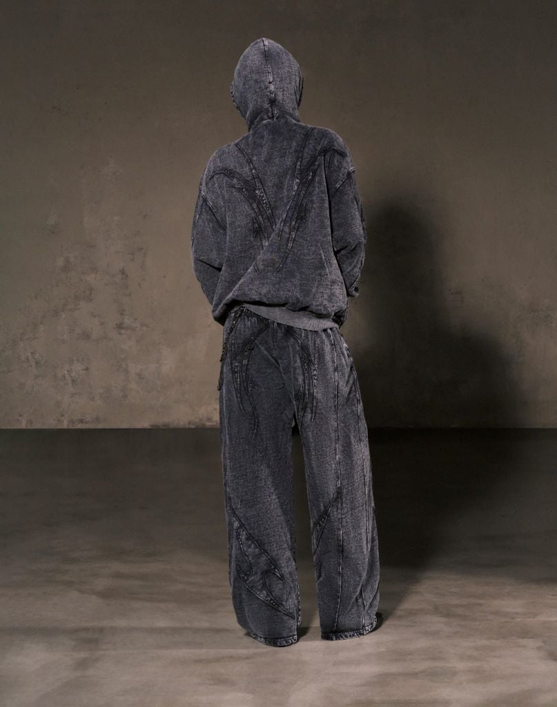 TRIBAL BAGGY JOGGER / CHARCOAL