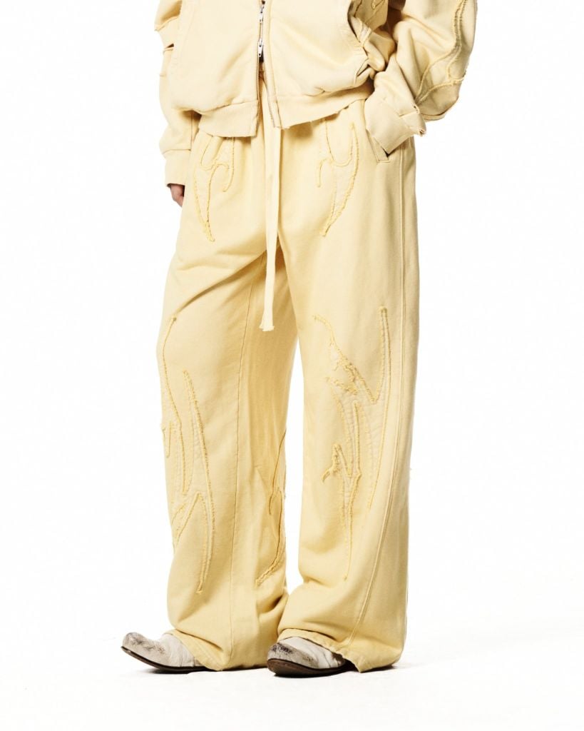 TRIBAL BAGGY JOGGER / BUTTER