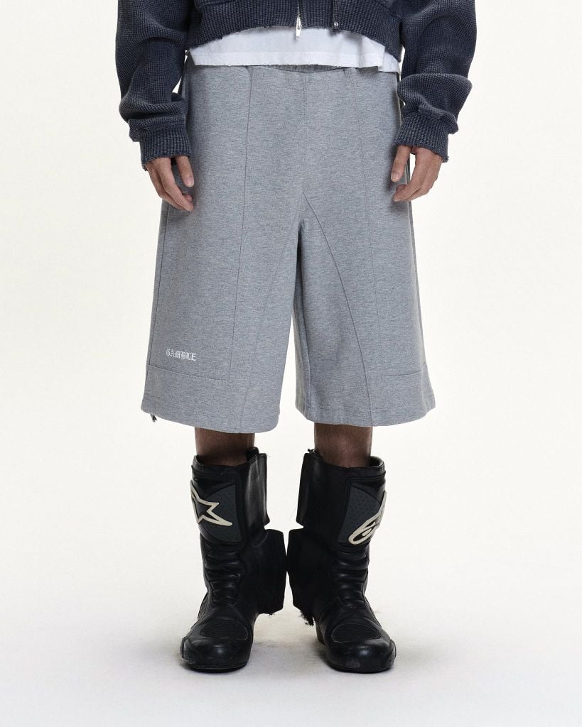 OFFSET SWEATSHORTS / GREY