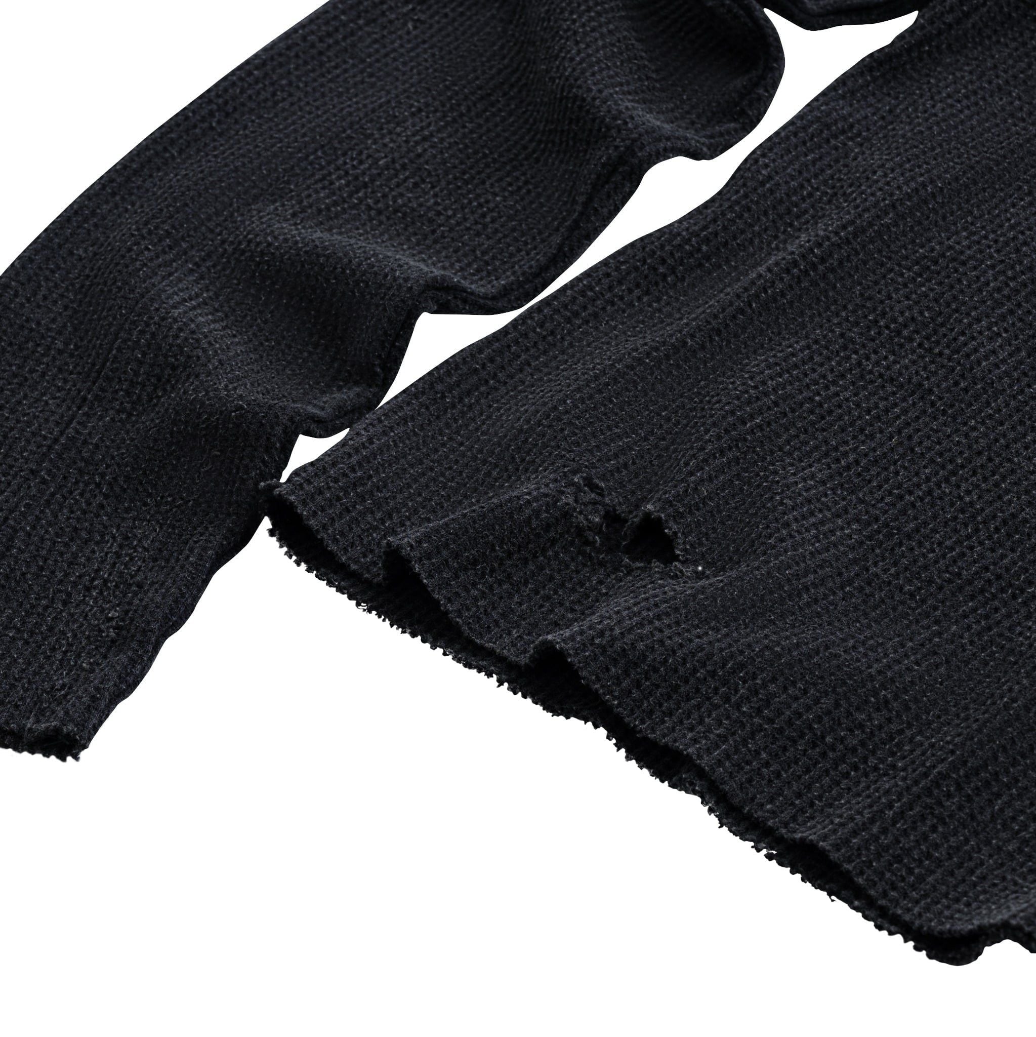 DISTRESSED WAFFLE SWEATER / CHARCOAL