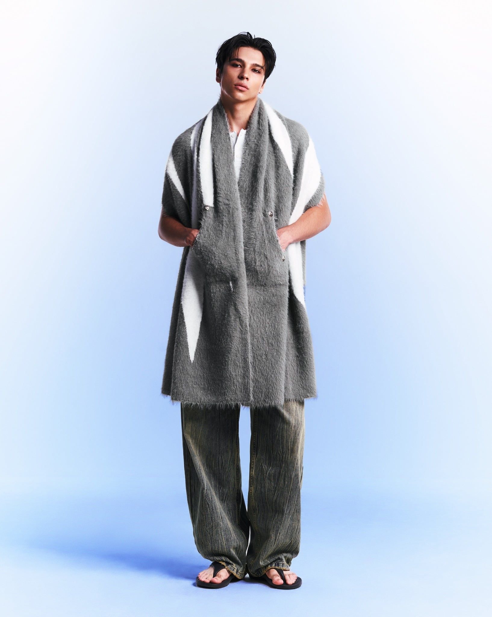 POCKET SCARF / GREY