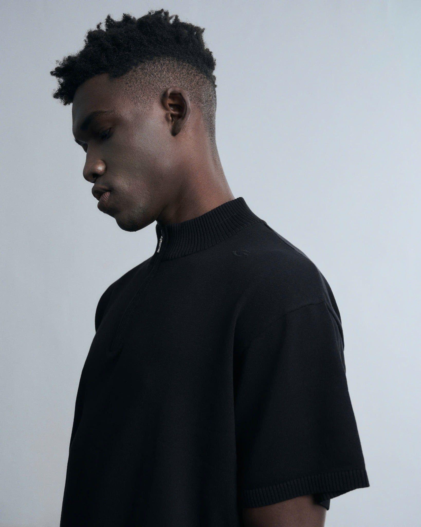 HALF-ZIP KNIT TEE / BLACK