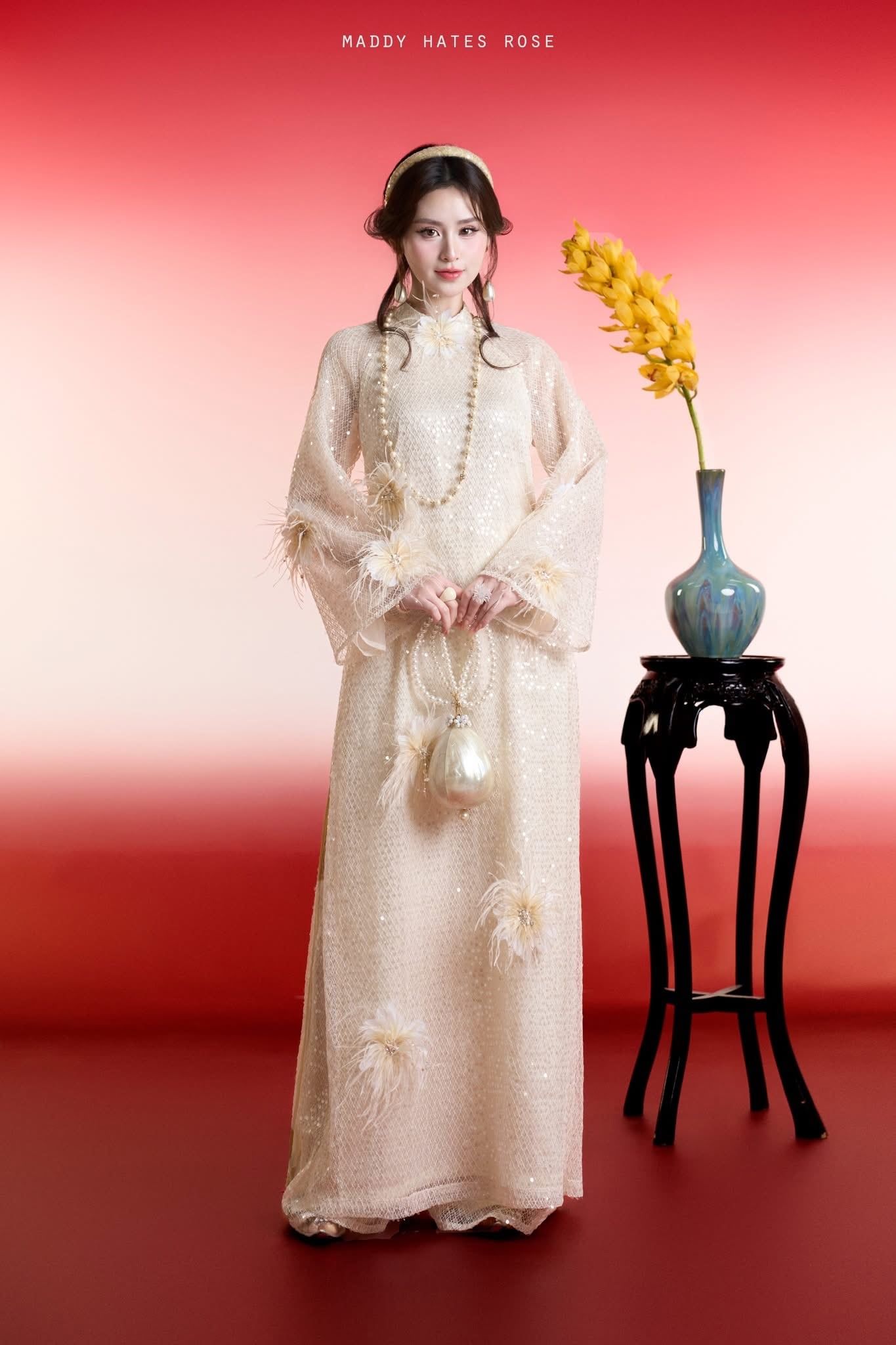 DU26-9 Áo Dài Nhã Uyển