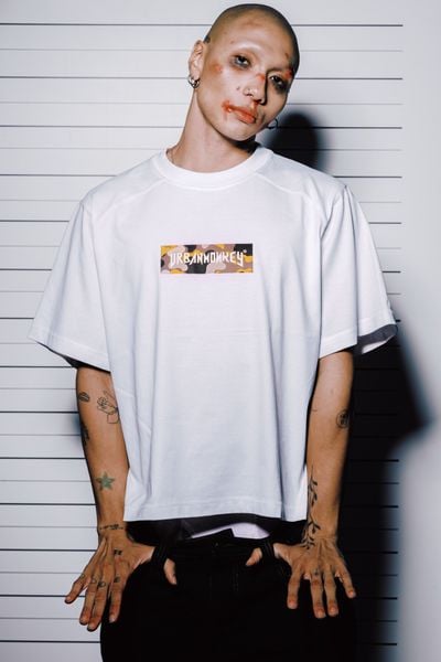  BSTT GREY/YELLOW CAMO LOGO BOX TEE WHITE 