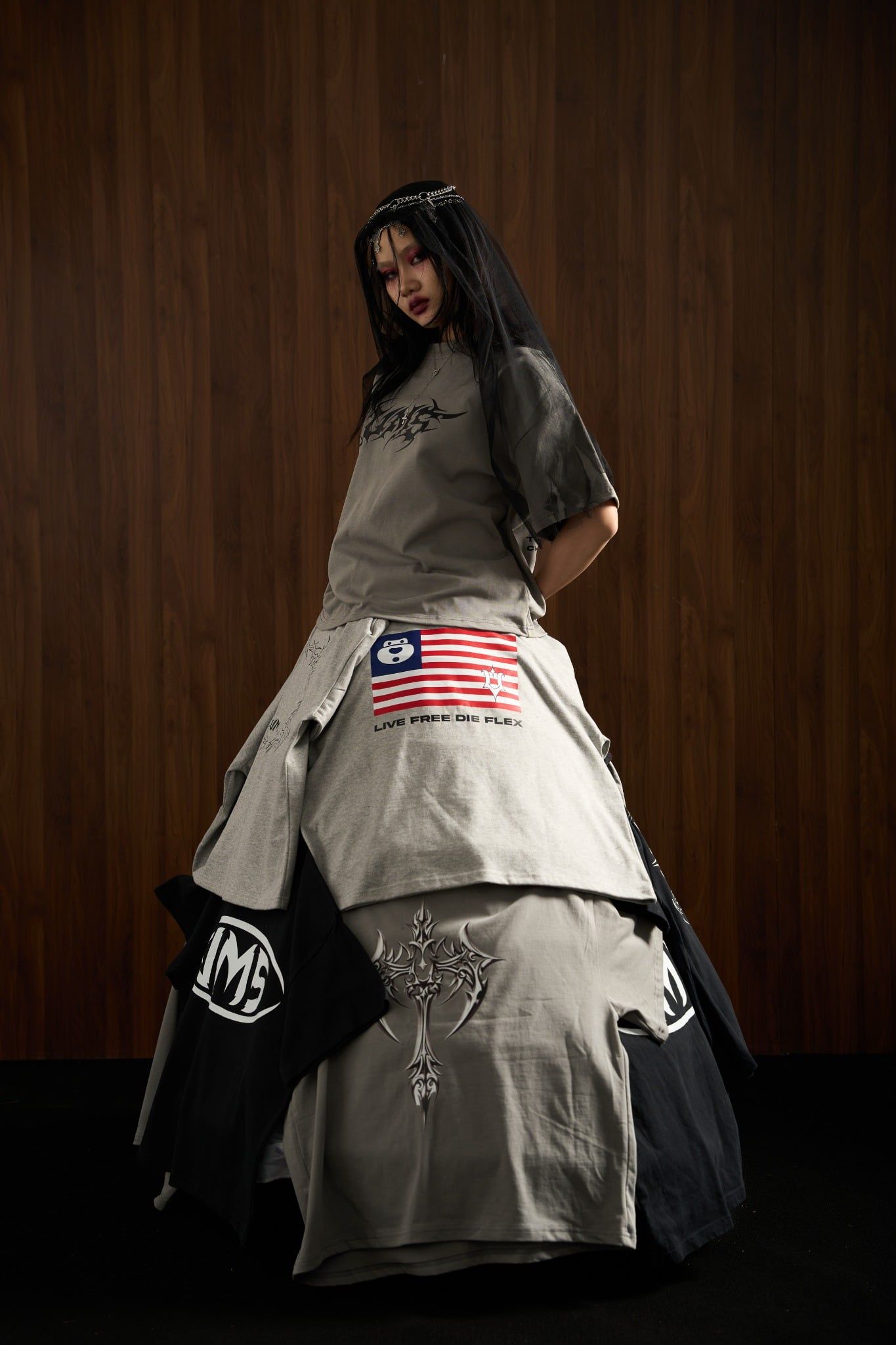  UMS TRIBAL CYBER TEE CEMENT GREY 