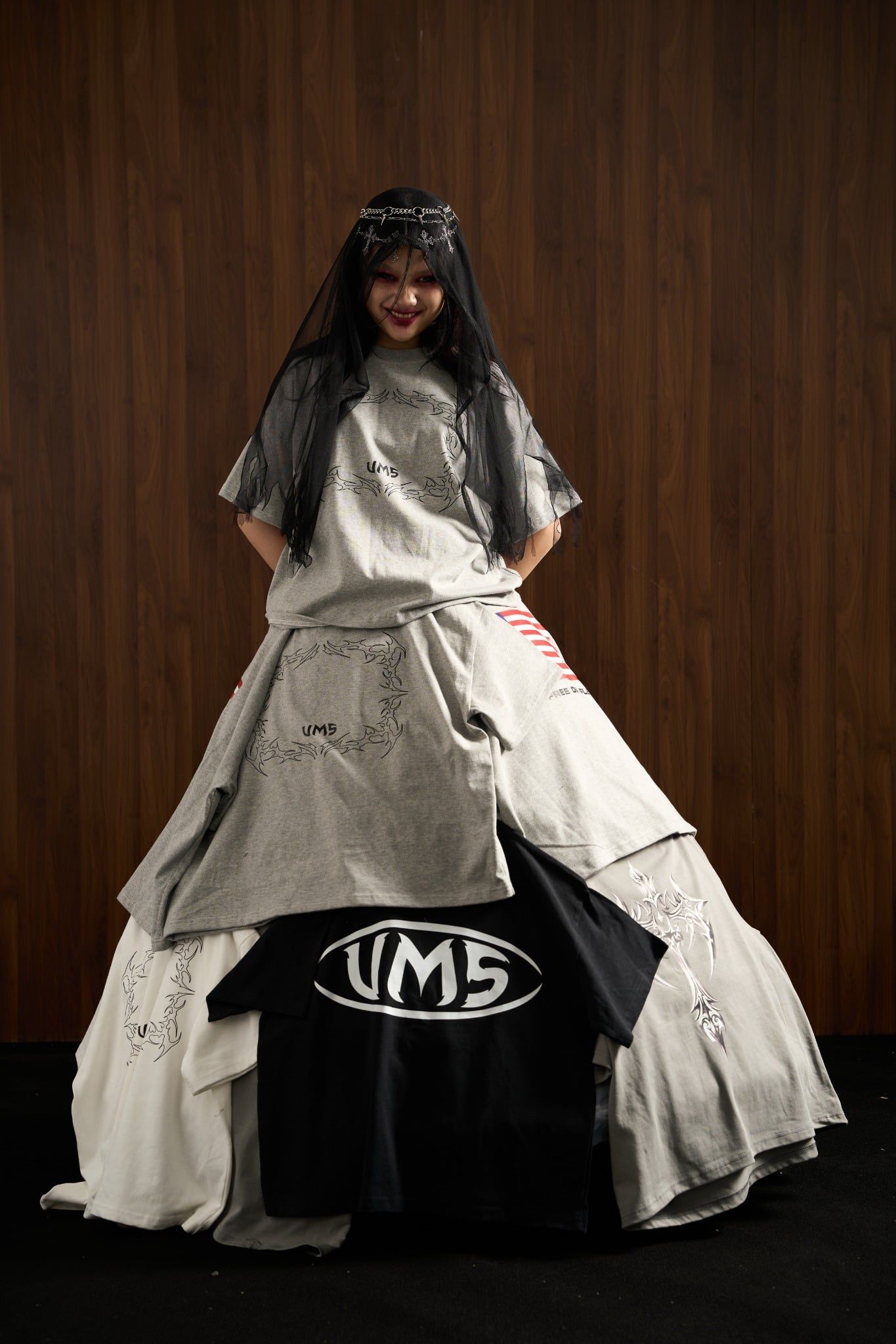  UMS FRAME TEE DUST GREY 
