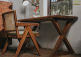 Bàn đọc sách/kệ decor
