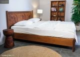 Giường gỗ phong cách rustic