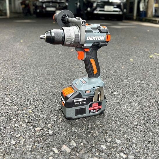  Khoan pin dekton m21-id13160promax chưa pin sạc 