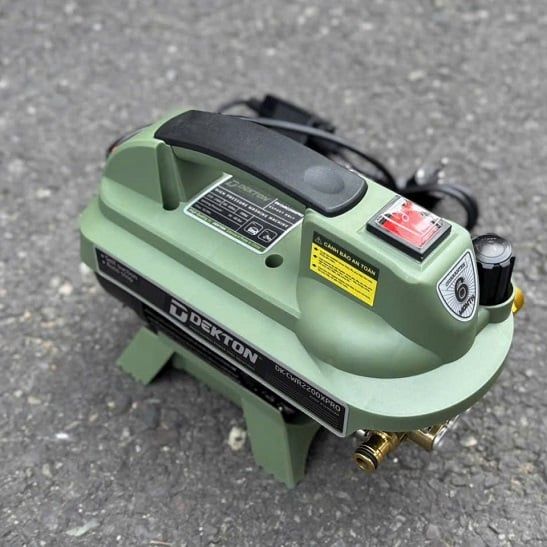  MÁY RỬA XE GIA ĐÌNH DEKTON DK-CWR2200A 