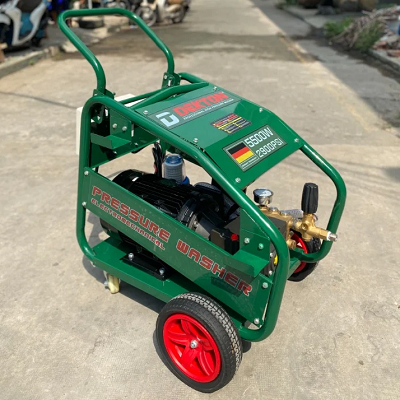  Máy rửa xe công nghiệp Dekton DK-HPW5500 điện 3 pha 