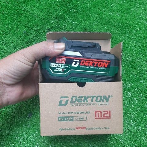  Pin Dekton M21-21V 4A PLUS (Pin chống cháy chống sốc) 