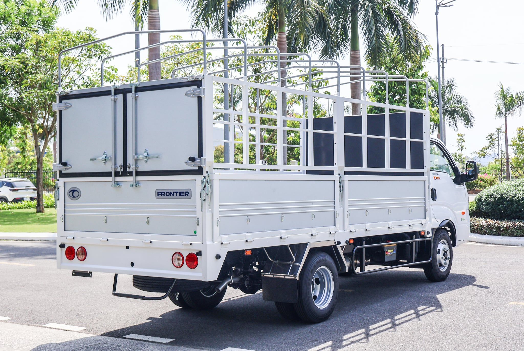  KIA K250L - MUI BẠT 
