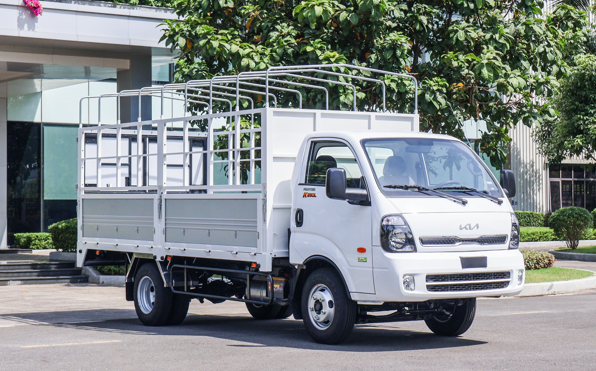  KIA K250L - MUI BẠT 