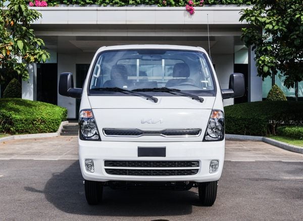  KIA K250L - THÙNG LỬNG 