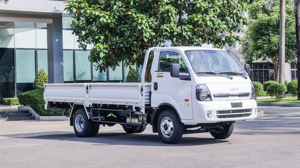  KIA K250L - THÙNG LỬNG 