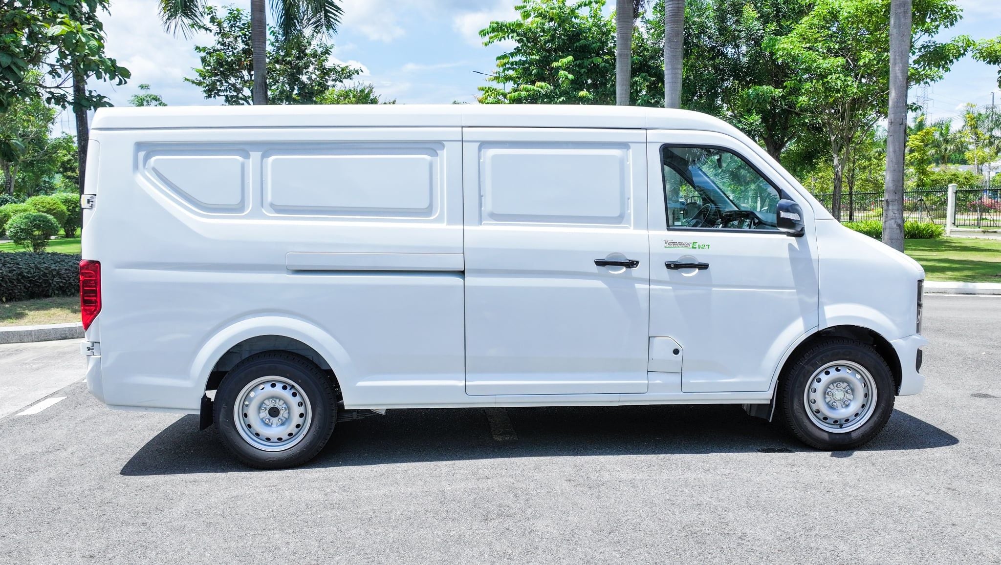  XE VAN ĐIỆN | THACO TOWNER E V2.7-2S | 2 CHỖ | 945 KG | THÙNG 2,9M 
