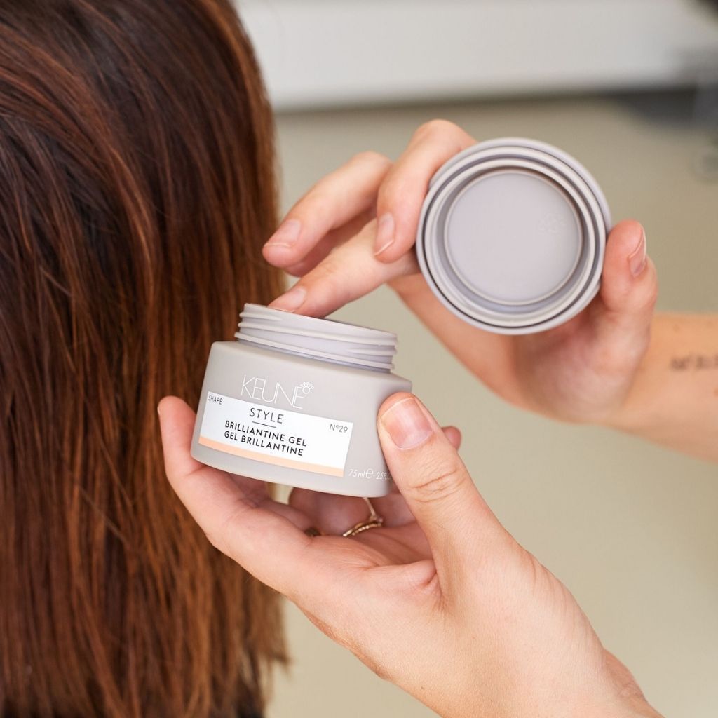  Gel tạo kiểu mềm và bóng tóc Keune Style Brilliantine Gel 
