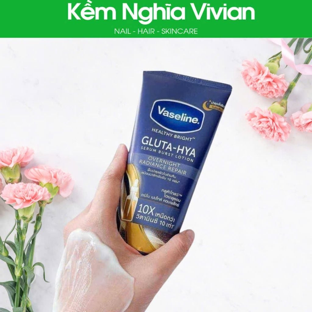  Serum dưỡng thể trắng da ban đêm Vaseline 330ML 