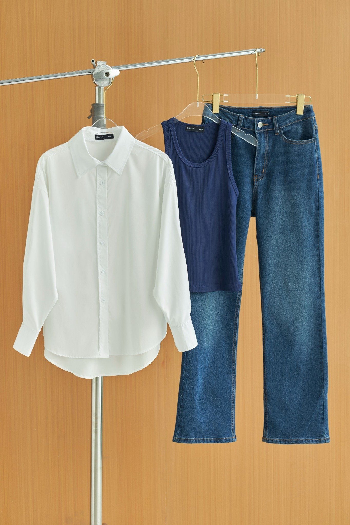  Áo Thun Cổ Tròn FAT082 