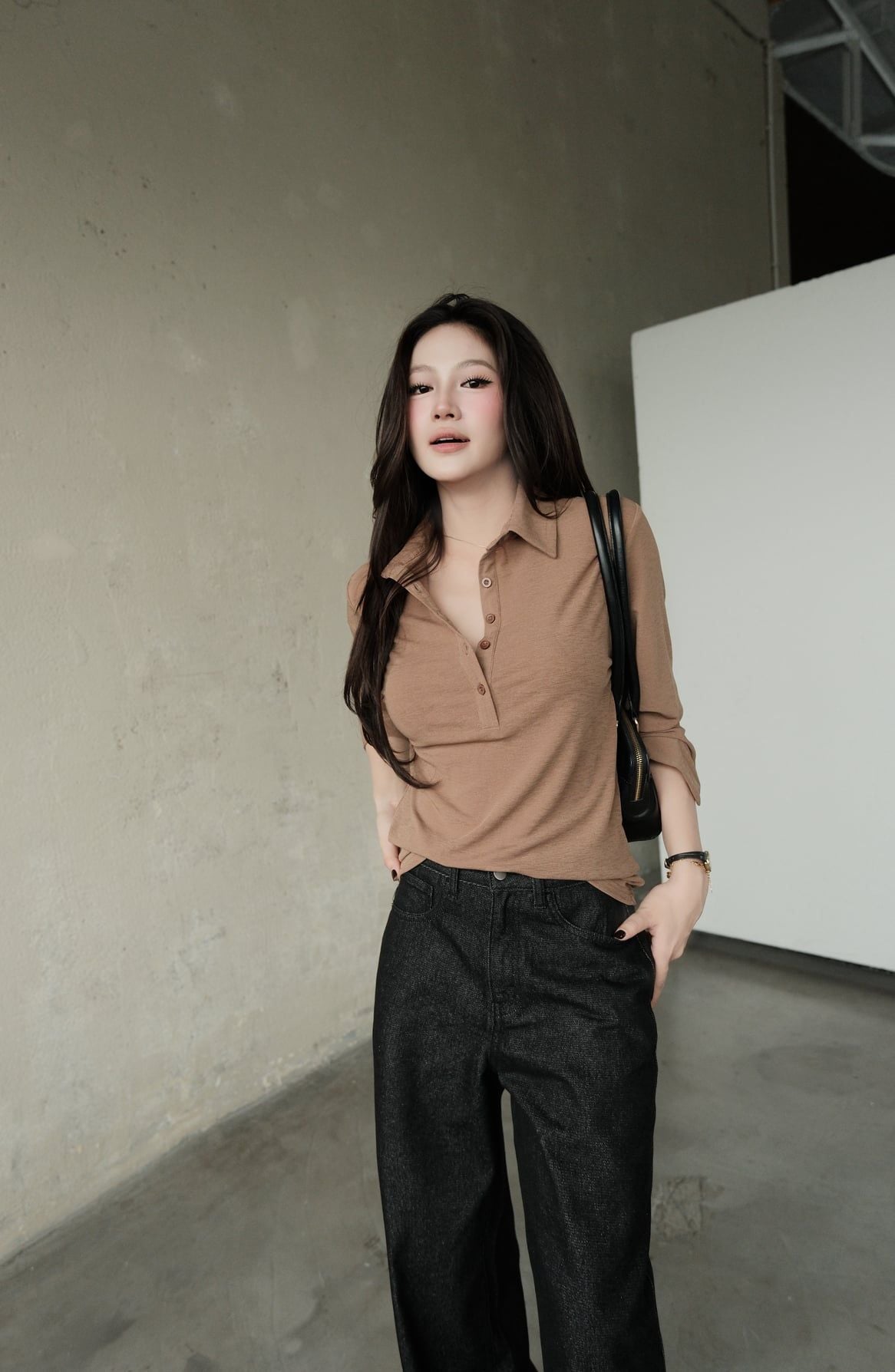  Áo Thun Cổ Trụ FAT098 