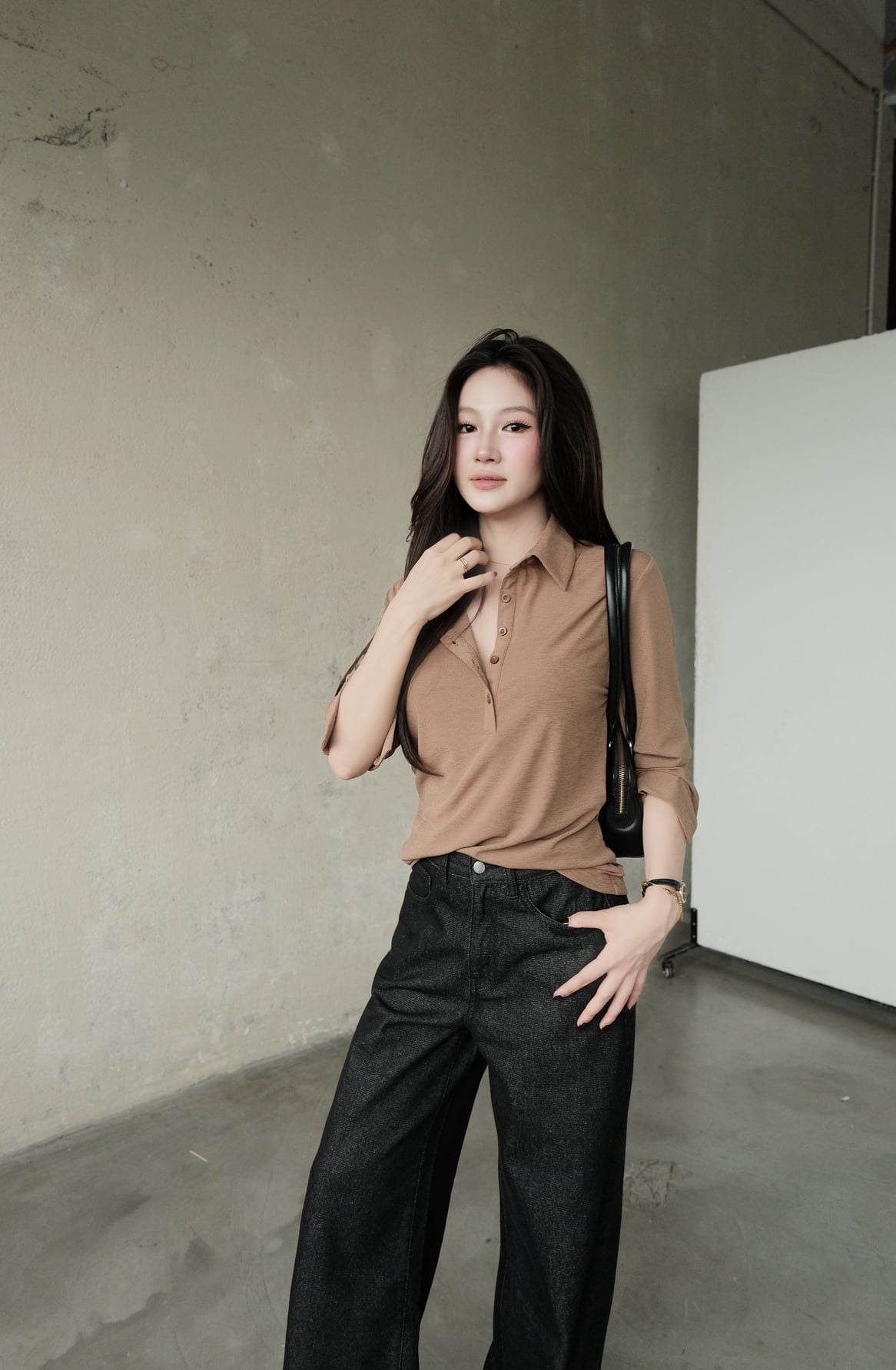  Áo Thun Cổ Trụ FAT098 