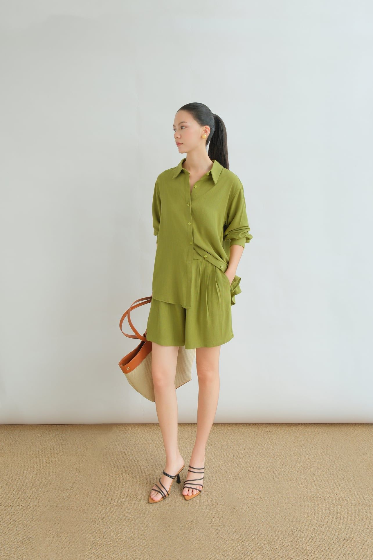  Set Áo Tay Dài Quần Short FAQ002 