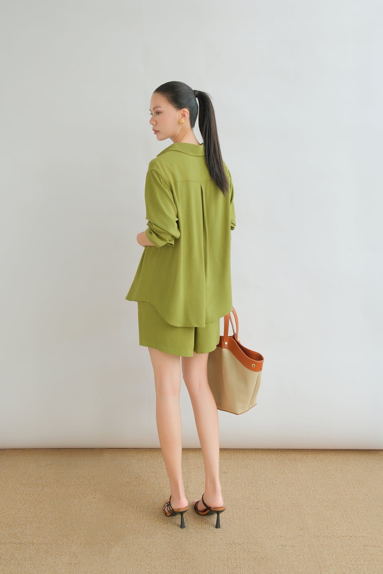  Set Áo Tay Dài Quần Short FAQ002 