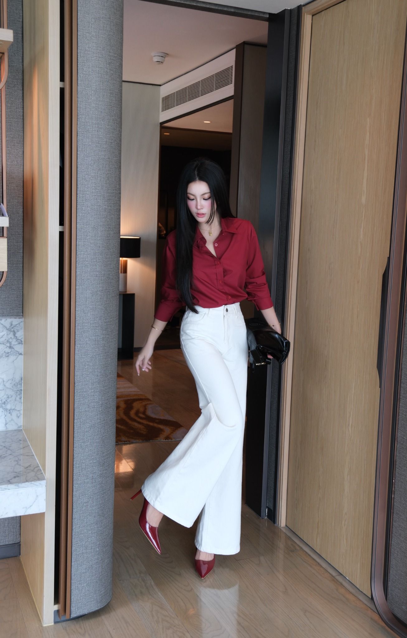  Áo Sơ Mi Trơn Classic FAS383 