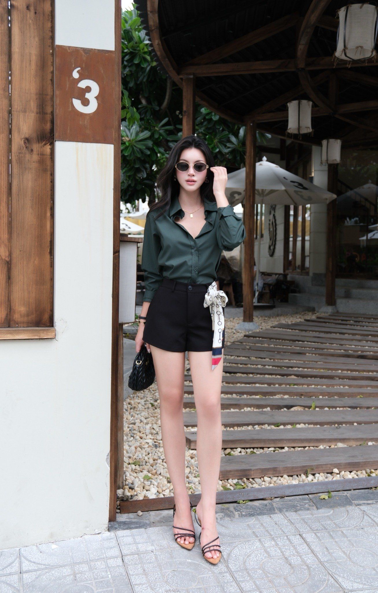  Áo Sơ Mi Trơn Classic FAS383 