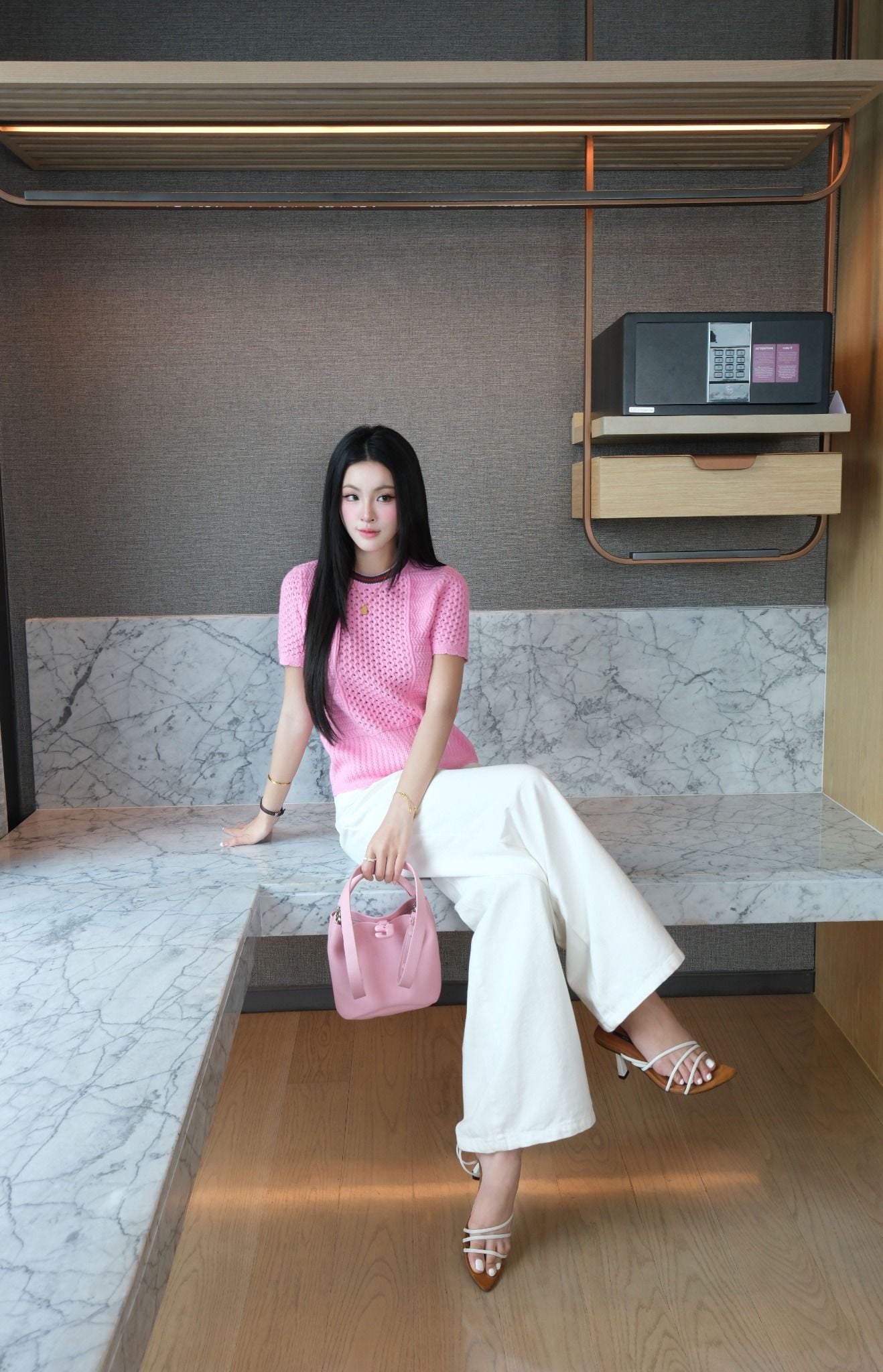  Áo Dệt Kim Cổ Tròn FAK085 